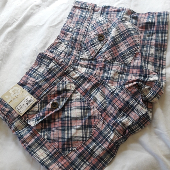 NWT Plaid Shorts - Picture 2 of 5